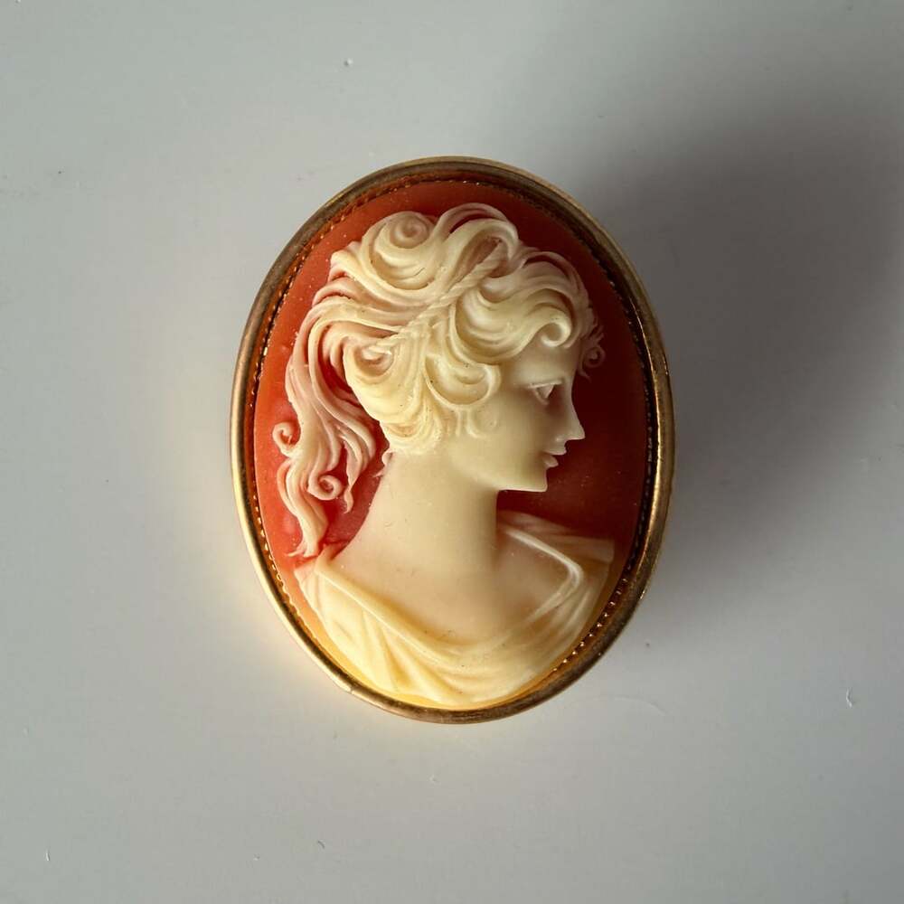 Avon Cameo Brooch Oval Locket Pin 1970s Perfume Brooch
